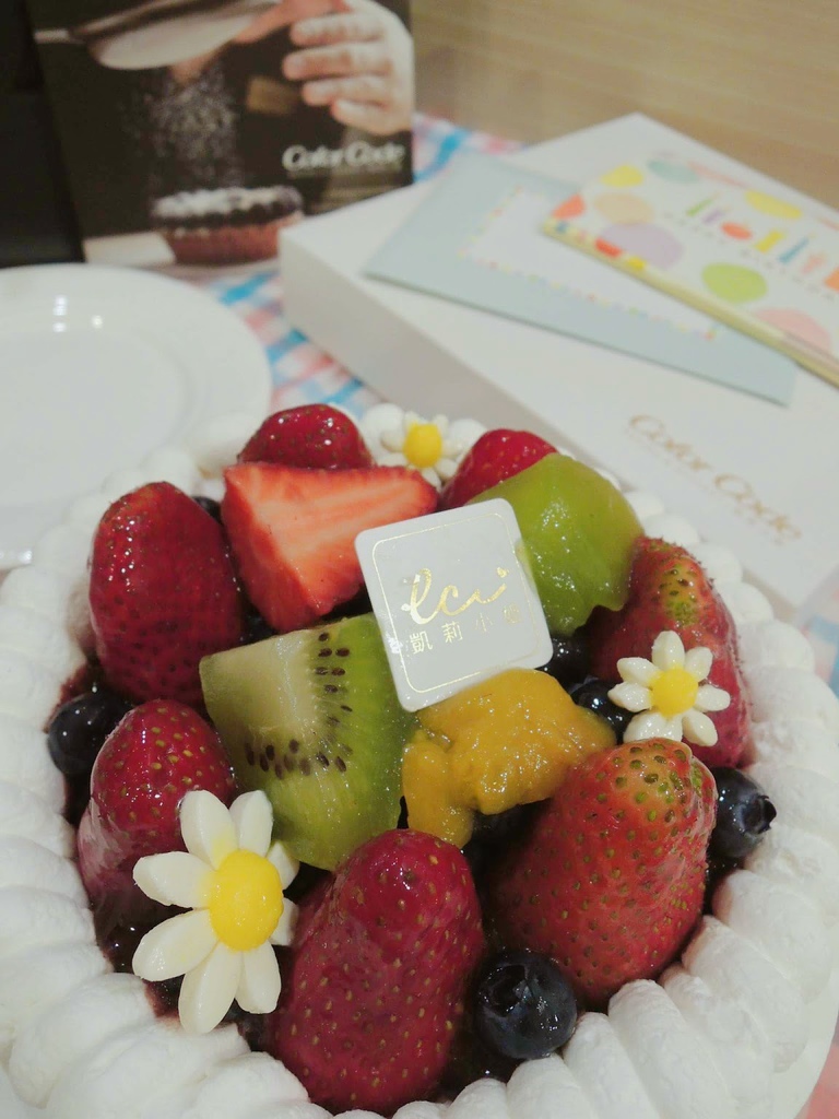 凱莉小姐Color C'ode03.jpg 凱莉小姐Color C'ode03.jpg