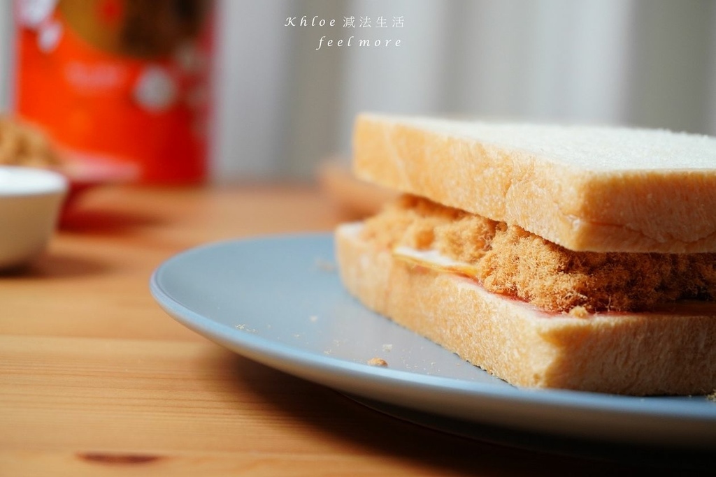 新東陽肉鬆食譜_肉鬆草莓蛋吐司_017.jpg