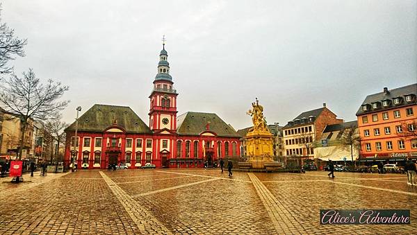 marktplatz medium.jpg