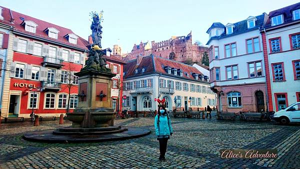 altstadt platz medium.jpg