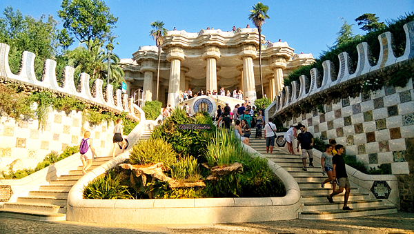 park guell gate overview.png