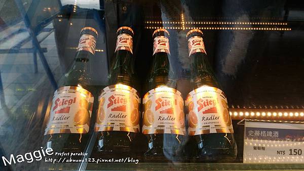 17-06-21-10-50-28-189_deco.jpg 17-06-21-10-50-28-189_deco.jpg