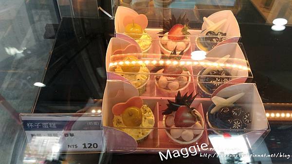 17-06-21-10-50-52-566_deco.jpg 17-06-21-10-50-52-566_deco.jpg