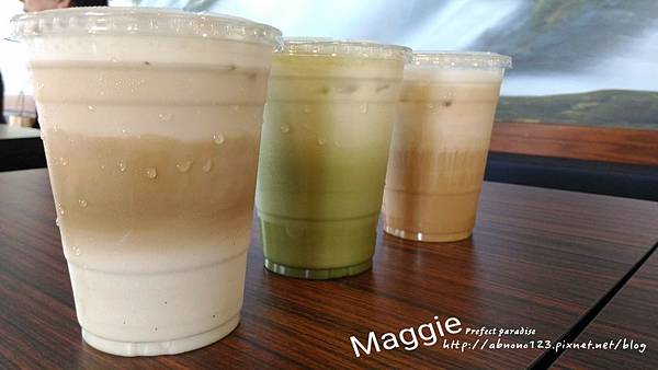 17-06-21-09-44-28-361_deco.jpg 17-06-21-09-44-28-361_deco.jpg