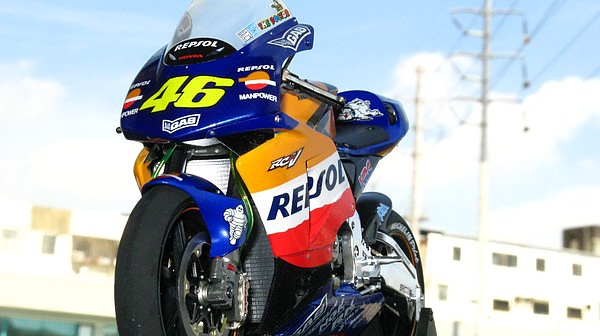 front01.jpg front01.jpg