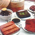 魯肉飯、雞排、豆干、醬油、還有米血糕