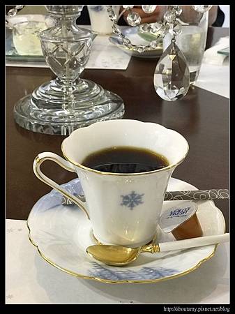 芳照2019北海道_190709_0687_nEO_IMG.jpg 芳照2019北海道_190709_0687_nEO_IMG.jpg