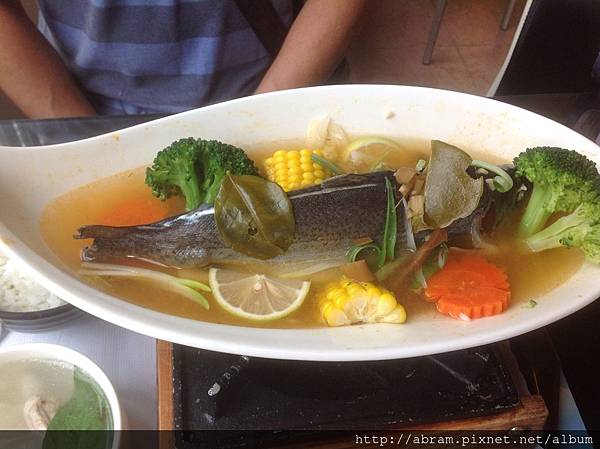 向天湖民宿鱒魚套餐