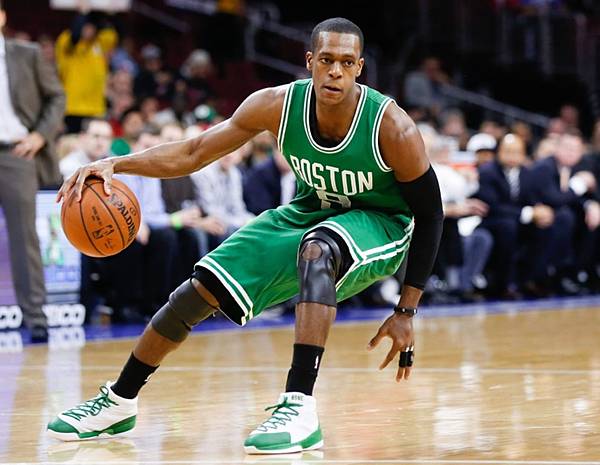 https___hoopshabit.com_files_2014_12_rajon-rondo-nba-boston-celtics-philadelphia-76ers.jpg