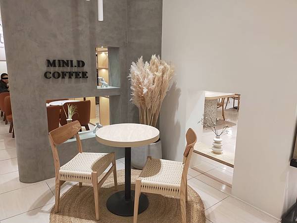 台中中區MINI.D COFFEE綠川館~美食早餐7點30分