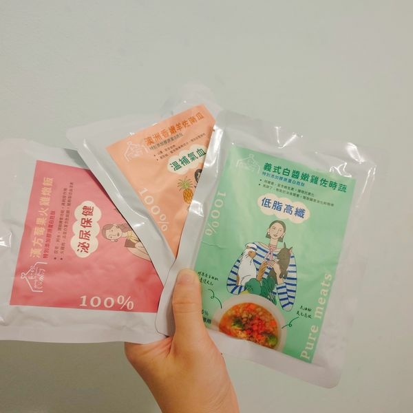 [分享]寵愛毛小孩必吃的寵心出發機能鮮食餐包-鮭魚山藥燕麥粥