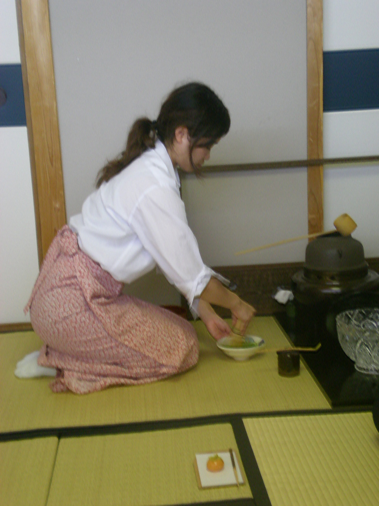 [分享]為什麼推薦大家每天喝日本抹茶？──從石磨到日常的美好