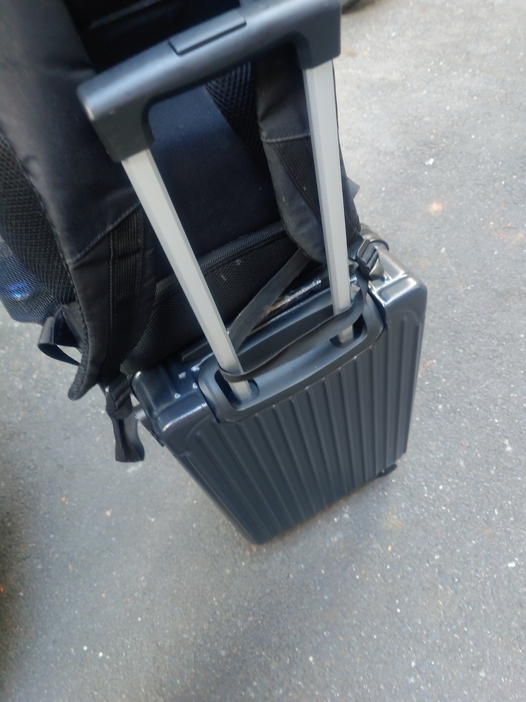 〈國旅蕭條下的沉默路線：寫給那些正在消失的班車與我們看不見的