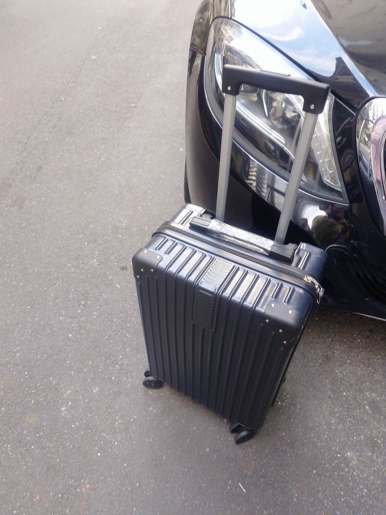 〈國旅蕭條下的沉默路線：寫給那些正在消失的班車與我們看不見的