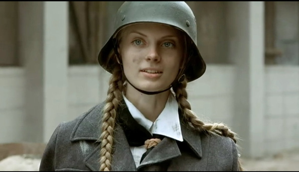 NAZI GIRL2.jpg