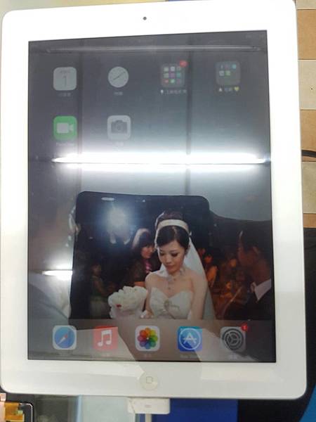 9. I PAD3 送去檢測說死主板.jpg 9. I PAD3 送去檢測說死主板.jpg