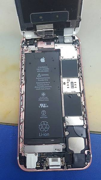 16. I6S 4.7 泡水不開機 死板-1.jpg