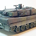 leopard2-2.jpg