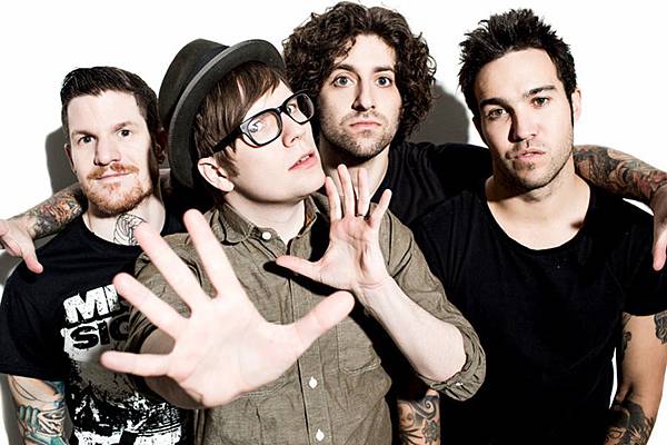 「Fall Out Boy 介紹」的圖片搜尋結果