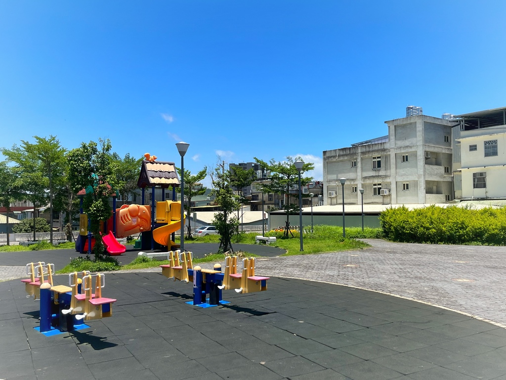 //新竹竹東// 至善公園。和江街兒童設施公園。和江街至善公