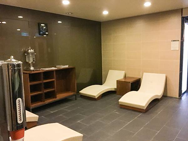 IMG_7031.jpg IMG_7031.jpg