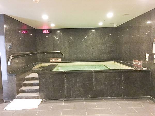 IMG_7032.jpg IMG_7032.jpg