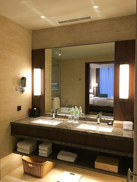 IMG_7953.jpg IMG_7953.jpg