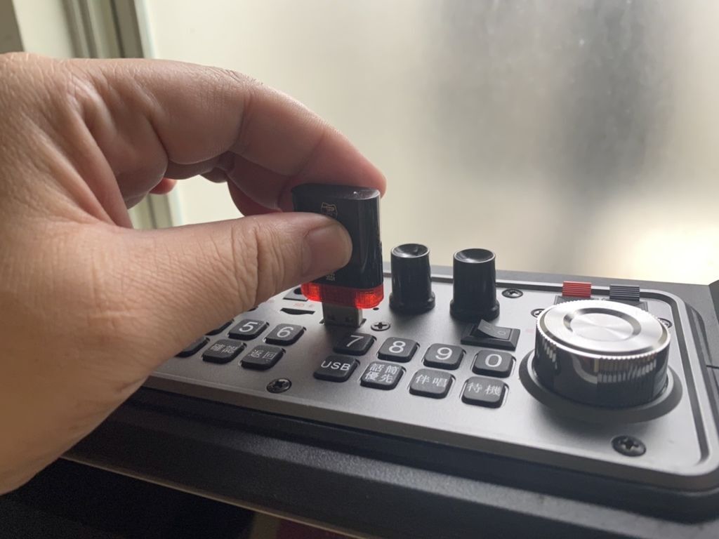 行動KTV外接設備