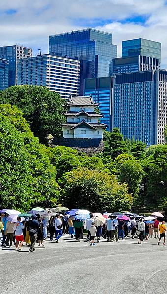 LINE_ALBUM_20240808-東京皇居_250517_12.jpg