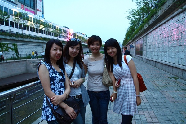 4a5570a2bc4f1.jpg