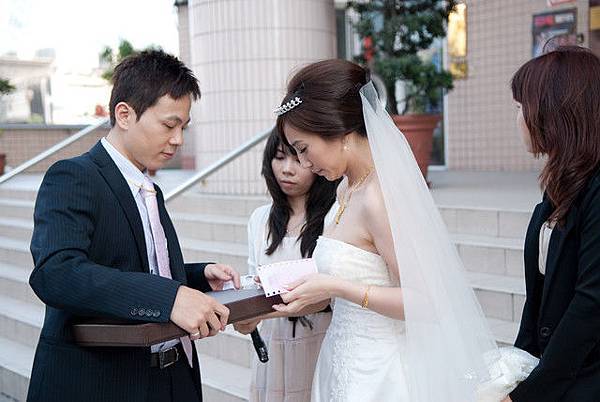 201003-Joy and Joyce-Wedding-...