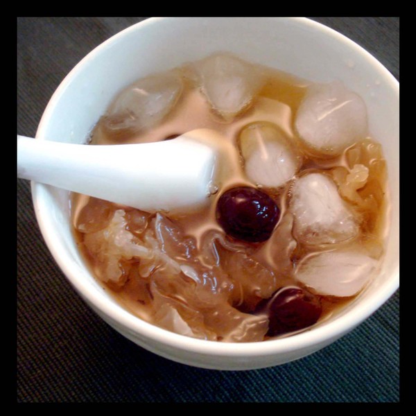 冰糖白木耳紅棗