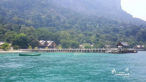 16-09-09-21-53-05-056_deco.jpg 16-09-09-21-53-05-056_deco.jpg