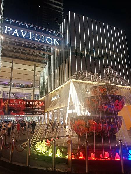 馬來西亞吉隆坡 亞羅街黃亞華小食店 &柏威年購物中心 &按 馬來西亞吉隆坡 亞羅街黃亞華小食店 &柏威年購物中心 &按