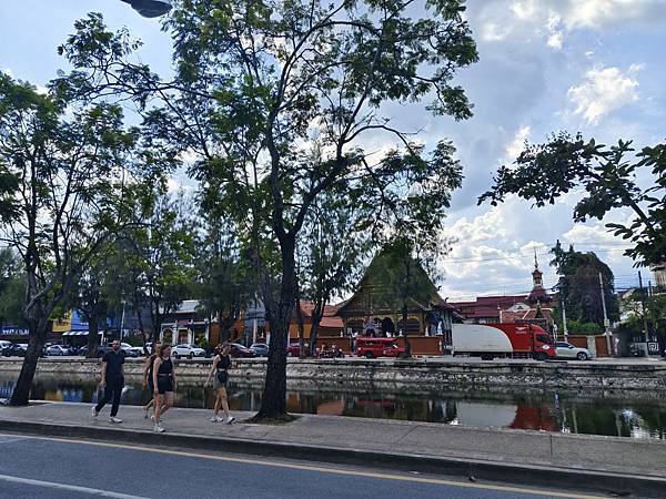 泰國清邁尚泰清邁購物中心、塔佩門、周日夜市 泰國清邁尚泰清邁購物中心、塔佩門、周日夜市