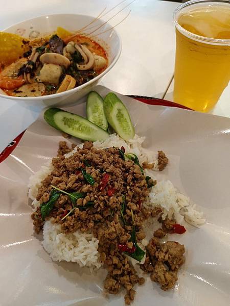 泰國清邁MAYA百貨美食街、蒸雞籠、運河市集、米其林NAR 泰國清邁MAYA百貨美食街、蒸雞籠、運河市集、米其林NAR