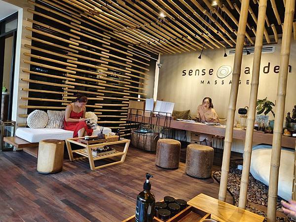 泰國清邁MAYA百貨美食街、蒸雞籠、運河市集、米其林NAR 泰國清邁MAYA百貨美食街、蒸雞籠、運河市集、米其林NAR