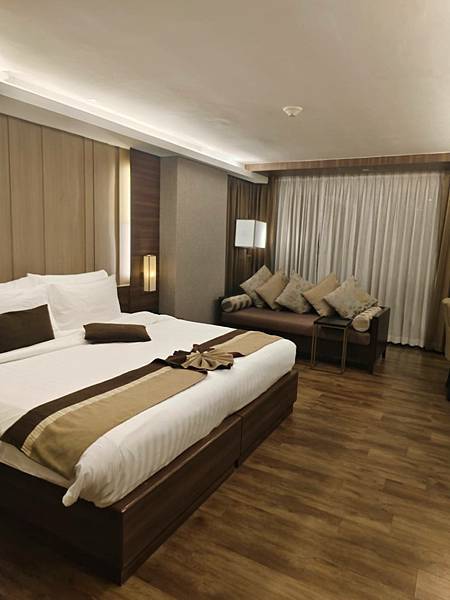 泰國芭達雅 ️曼谷移動日日記:補貨衝刺、大巴返曼谷、夜市