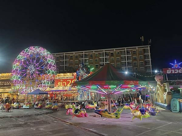 泰國芭達雅 ️曼谷移動日日記:補貨衝刺、大巴返曼谷、夜市