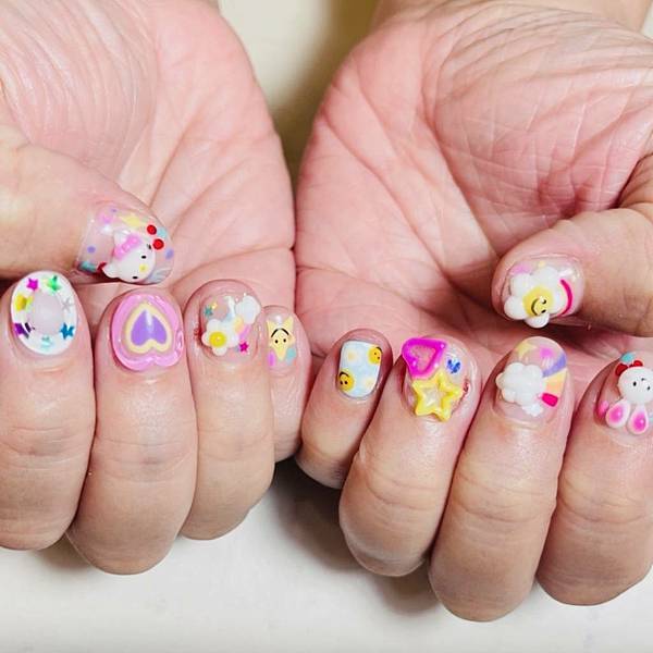 【曼谷美甲日記💅】朝聖塑料風美甲+水門市場早市+夜市戰利品&