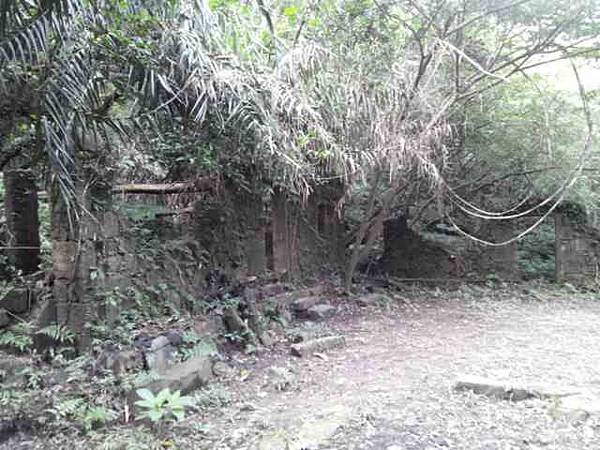 平溪番子坑古道石頭屋遺址