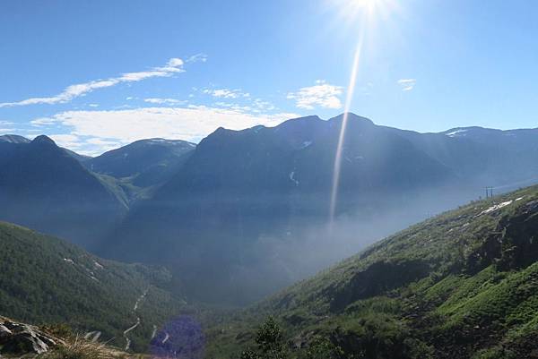 巴里斯川高山山頂 (6).JPG