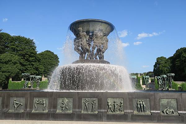 維格蘭雕刻公園 (23).JPG