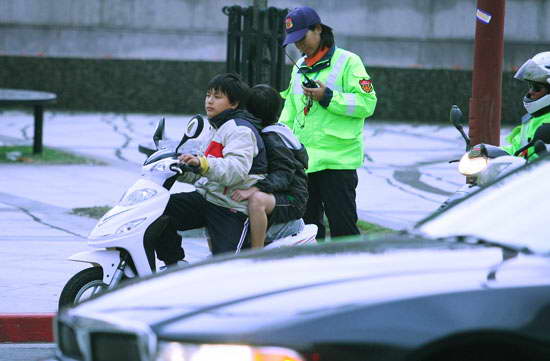 台北市沒法律001.jpg 台北市沒法律001.jpg