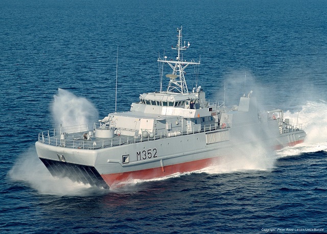 Alta class minesweeper RNoN Kongsberg.jpg