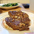 晚餐_20110619_01_煎牛肉.jpg