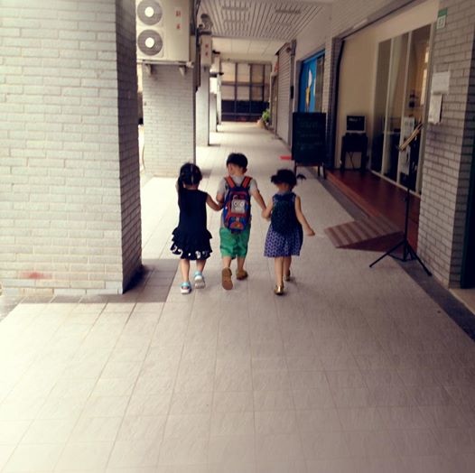 兄妹.jpg 兄妹.jpg