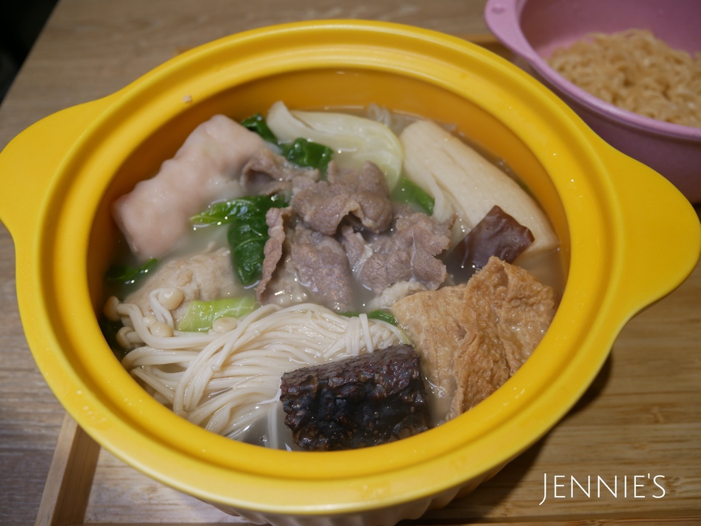 吃滷味吧,新莊滷味,新莊美食,新莊夜市美食,熱滷味,加熱滷味P1140004.jpg