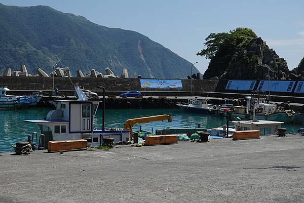 Dong-Ao fishing harbor.JPG Dong-Ao fishing harbor