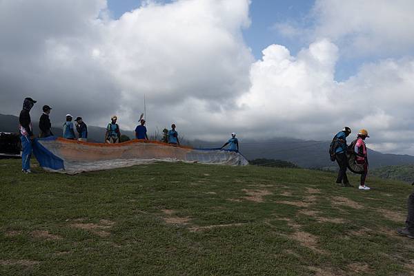 paraglide opening in Waiao